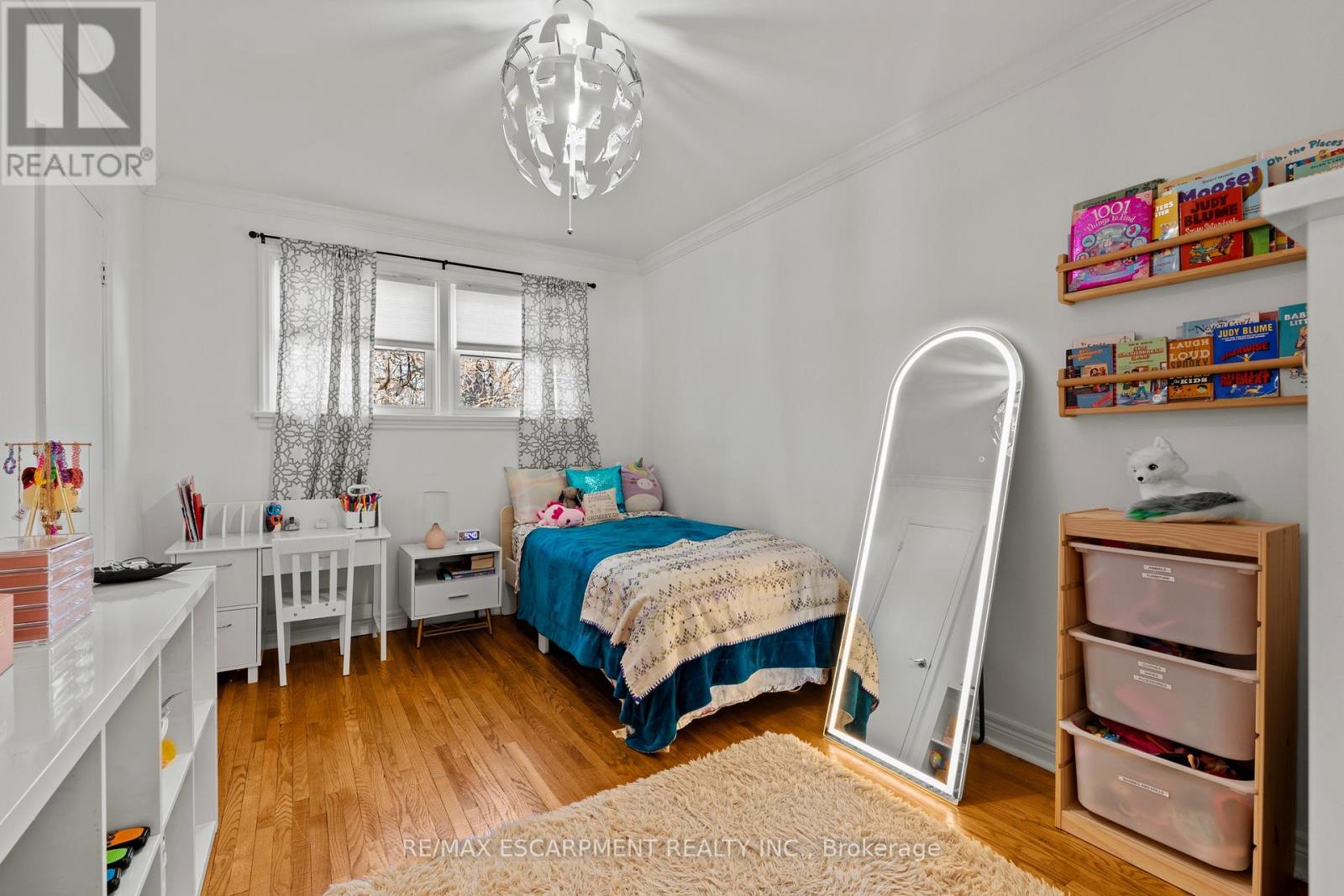 27 Cline Mountain Road S, Grimsby, Ontario  L3M 4B4 - Photo 12 - X12935422