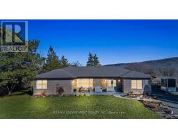 27 CLINE MOUNTAIN ROAD S, Grimsby, Ontario