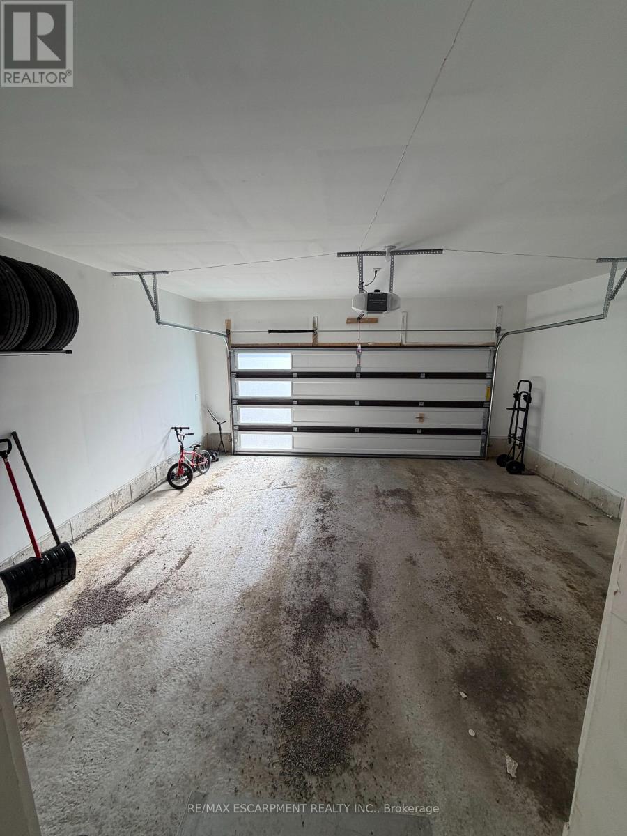 460 Provident Way, Hamilton (Mount Hope), Ontario  L0R 1C0 - Photo 27 - X12935490