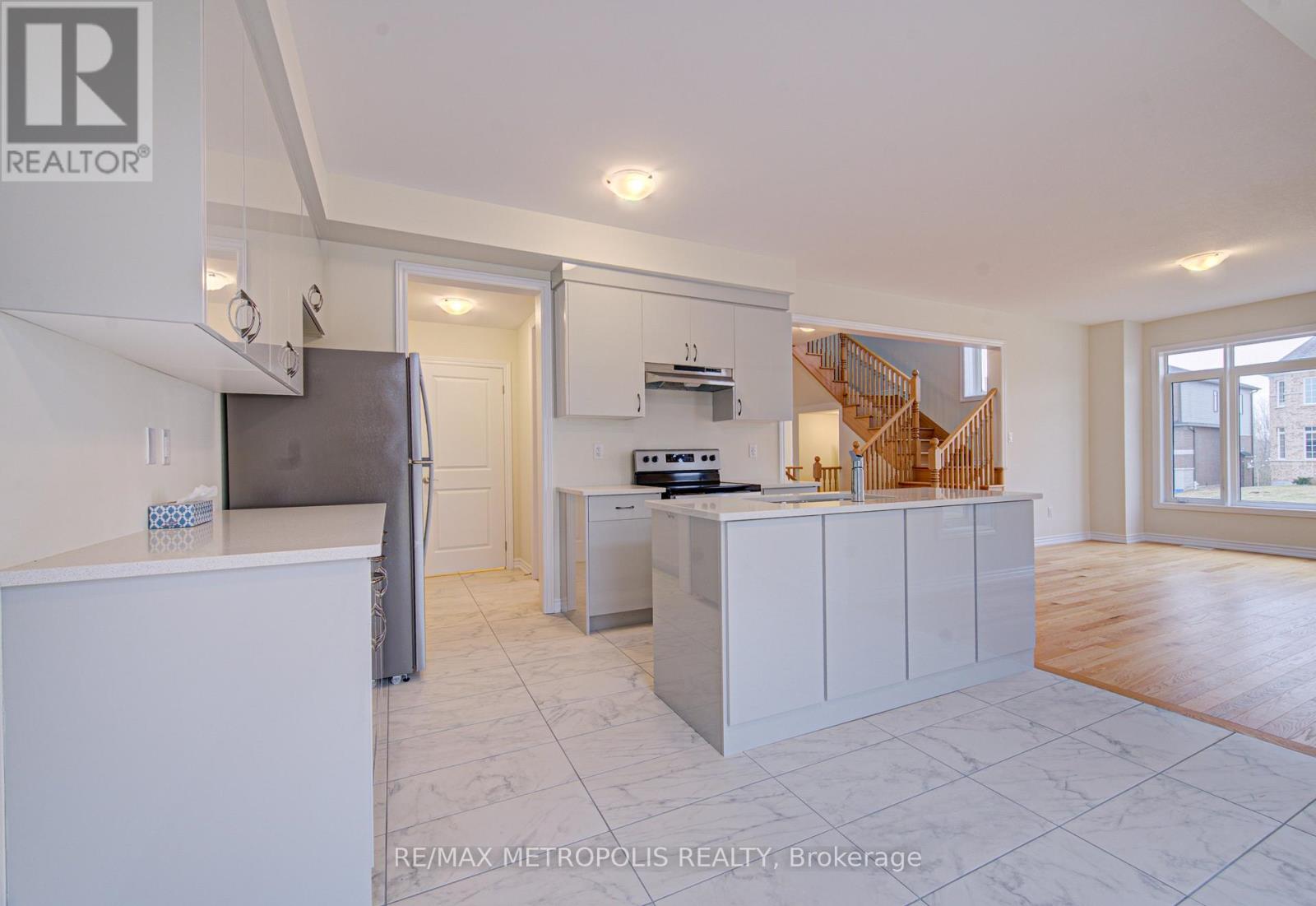 25 Heming Street, Brant, Ontario  N3L 0M6 - Photo 17 - X12935494