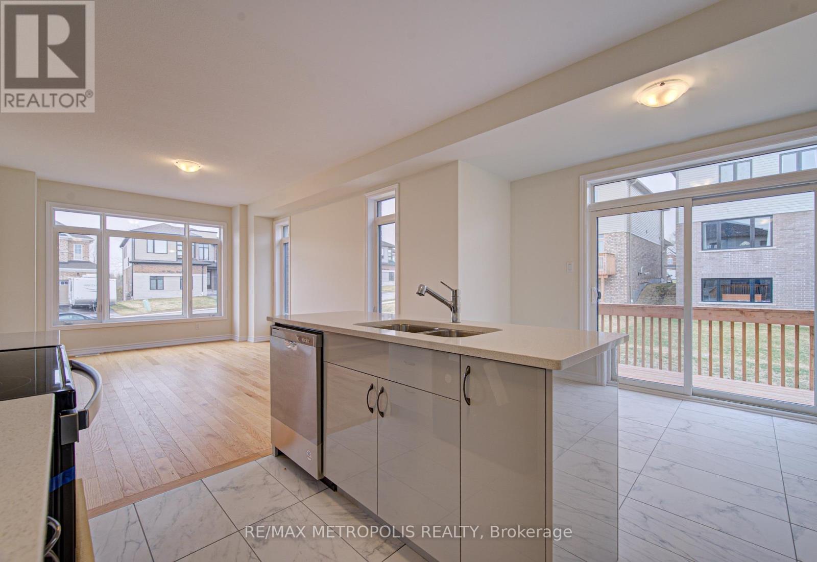 25 Heming Street, Brant, Ontario  N3L 0M6 - Photo 20 - X12935494