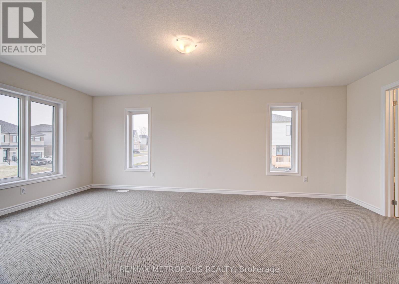 25 Heming Street, Brant, Ontario  N3L 0M6 - Photo 26 - X12935494