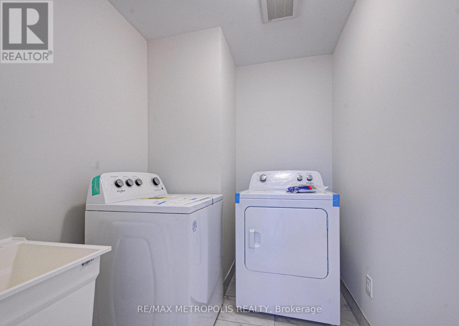 25 Heming Street, Brant, Ontario  N3L 0M6 - Photo 32 - X12935494