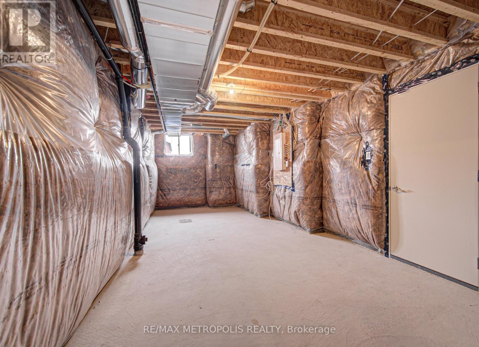 25 Heming Street, Brant, Ontario  N3L 0M6 - Photo 39 - X12935494