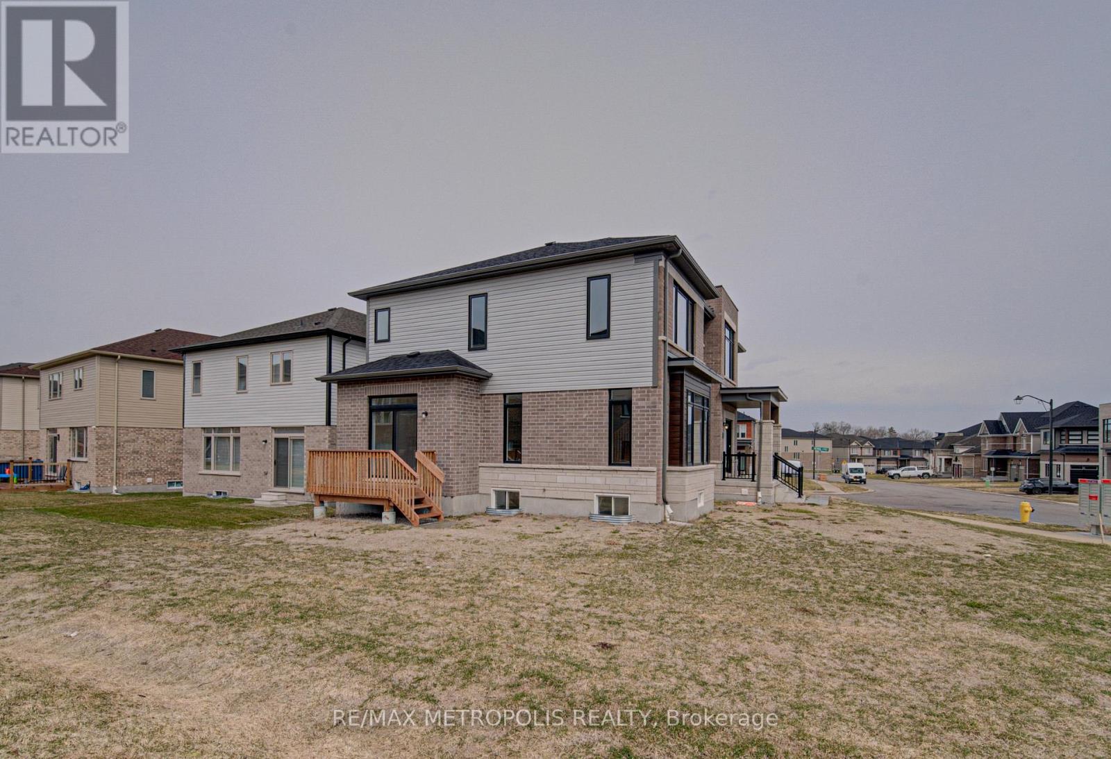 25 Heming Street, Brant, Ontario  N3L 0M6 - Photo 41 - X12935494