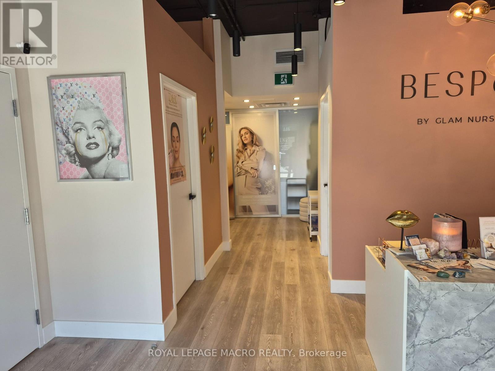 446 Win - 446 Winston Road, Grimsby, Ontario  L3M 0H2 - Photo 5 - X12935502