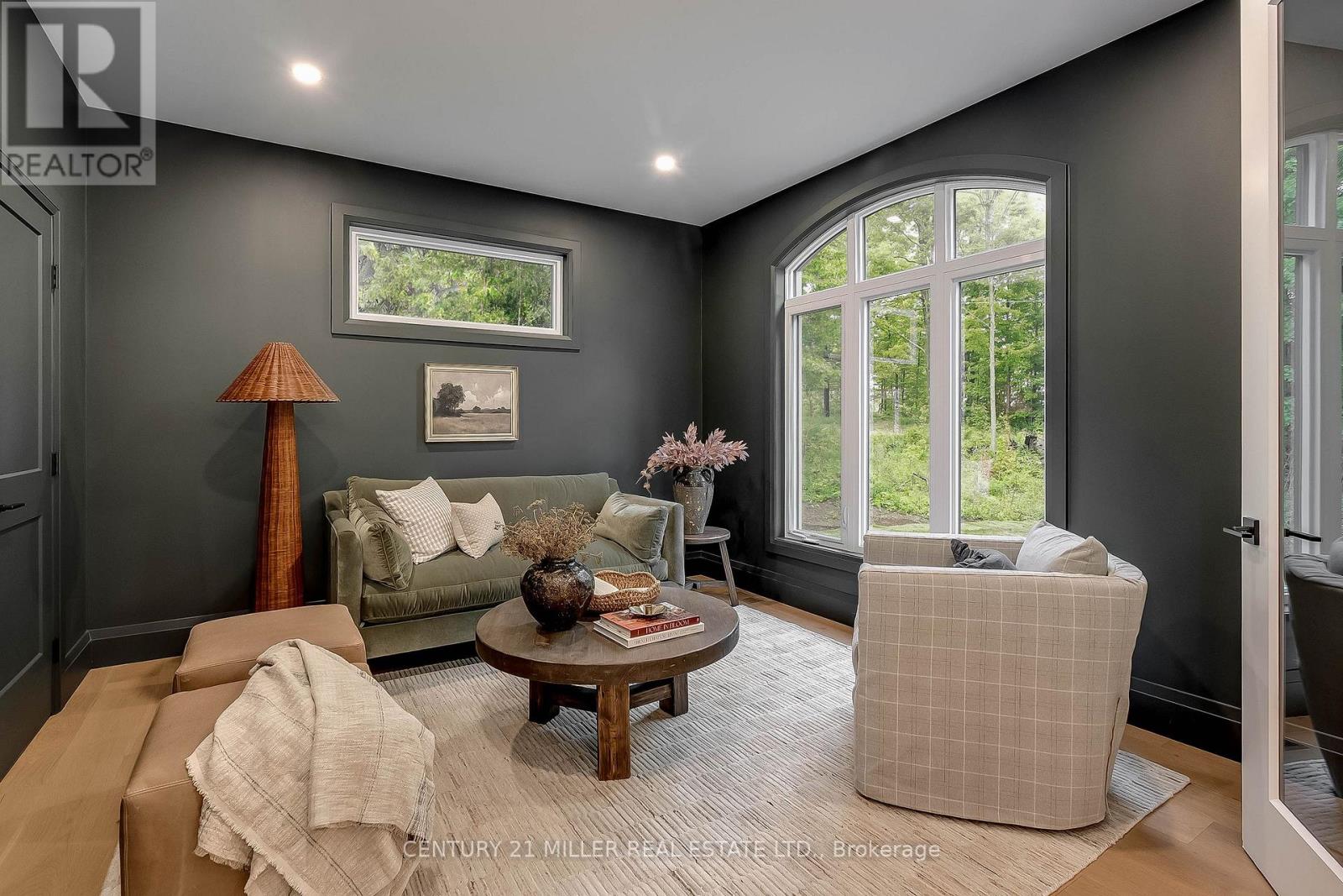 4512 Concession 11 Road, Puslinch, Ontario  N0B 2J0 - Photo 5 - X12935530