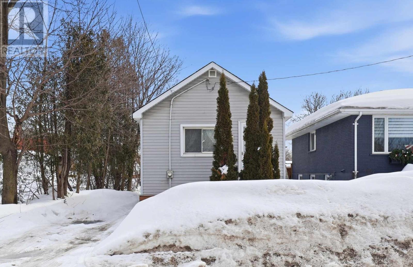 126 Turner Ave, Sault Ste. Marie, Ontario  P6C 4S2 - Photo 2 - SM260562