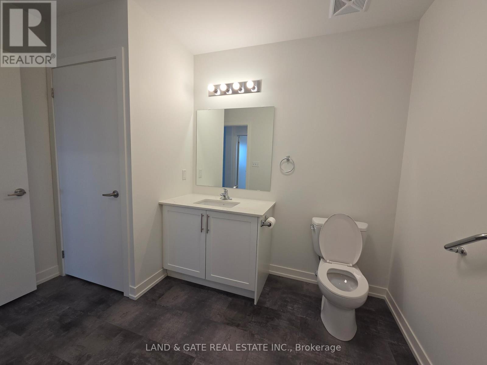 604 - 976 Simcoe Street N, Oshawa, Ontario  L1G 4W4 - Photo 11 - E12767030