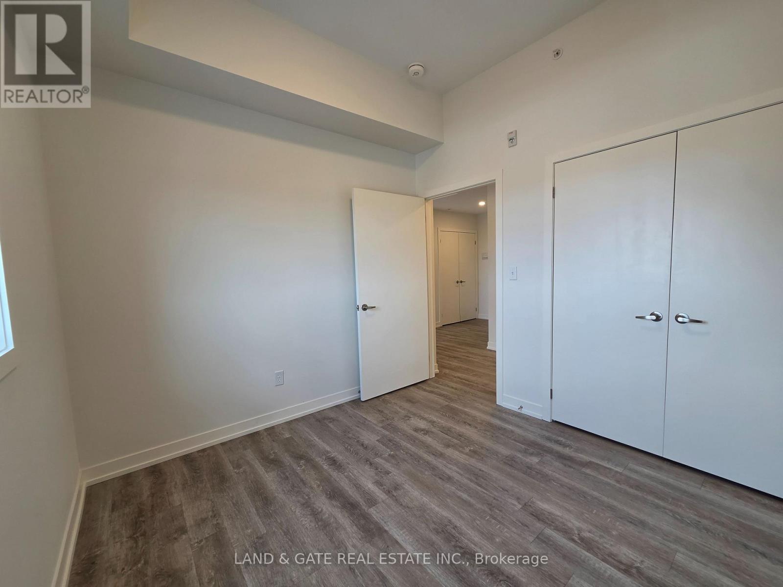 604 - 976 Simcoe Street N, Oshawa, Ontario  L1G 4W4 - Photo 8 - E12767030