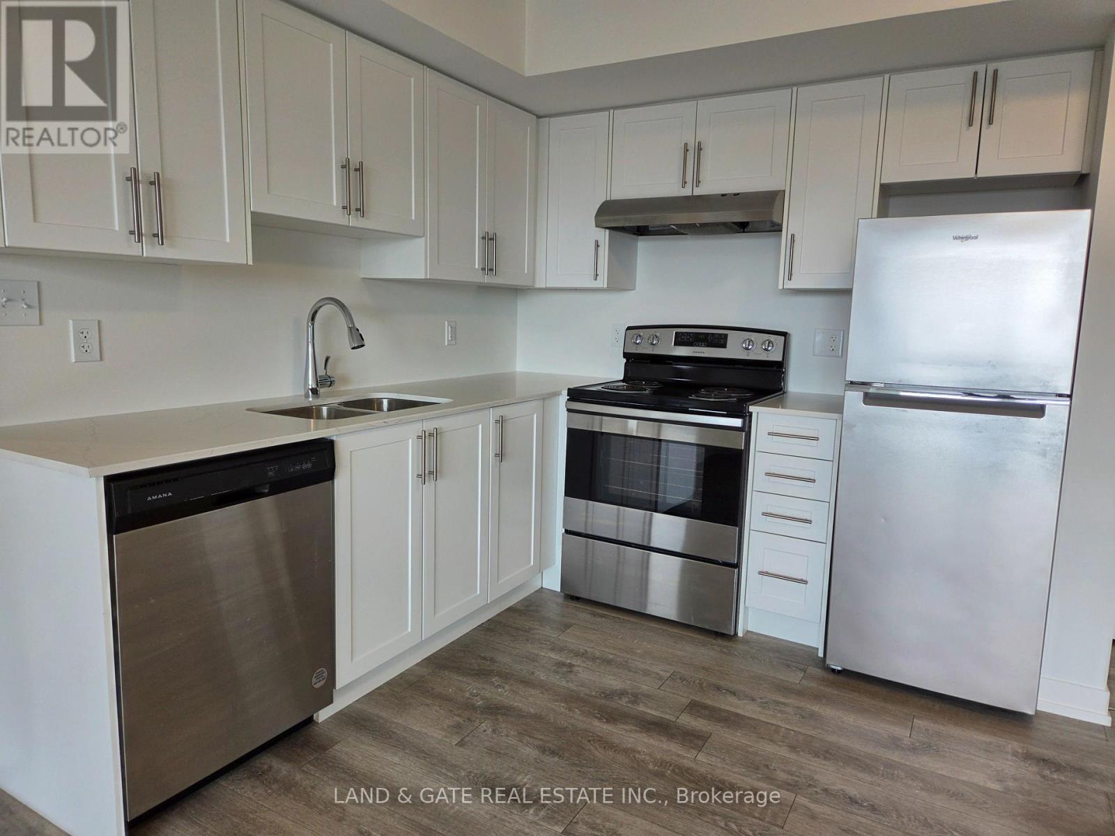 305 - 976 Simcoe Street N, Oshawa, Ontario  L1G 4W4 - Photo 4 - E12874146