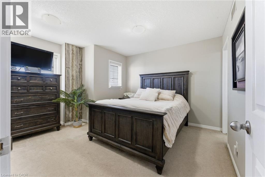 208 Templewood Drive, Kitchener, Ontario  N2R 0A3 - Photo 24 - 40816137