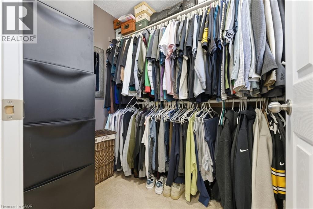 208 Templewood Drive, Kitchener, Ontario  N2R 0A3 - Photo 27 - 40816137