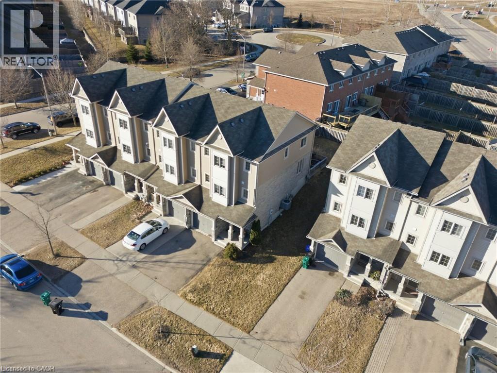 208 Templewood Drive, Kitchener, Ontario  N2R 0A3 - Photo 5 - 40816137