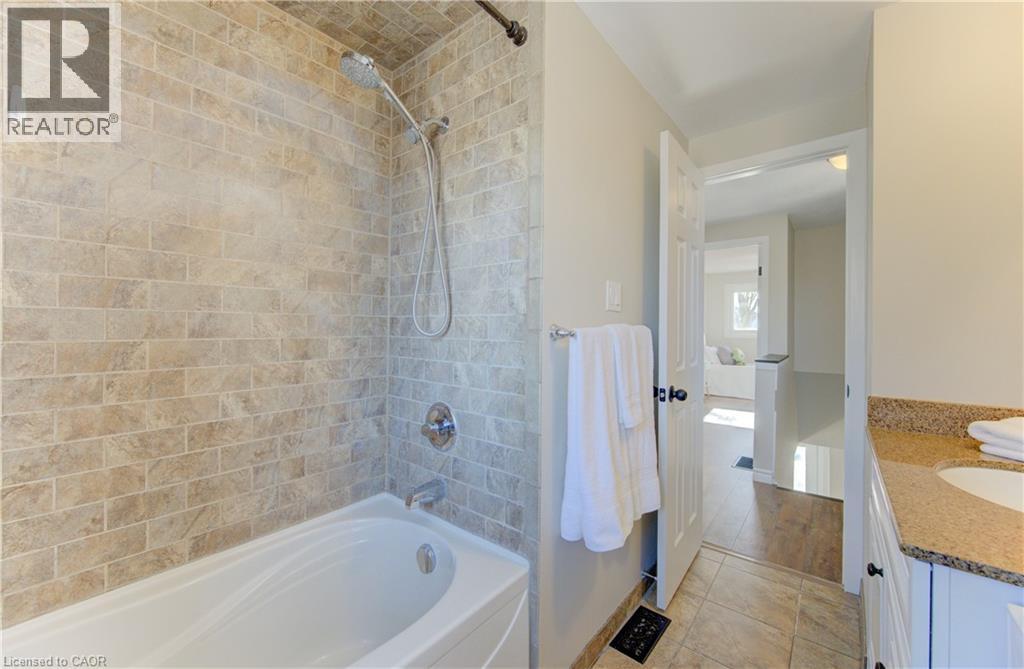 151 Hincks Street Unit# B, New Hamburg, Ontario  N3A 2B1 - Photo 22 - 40814352