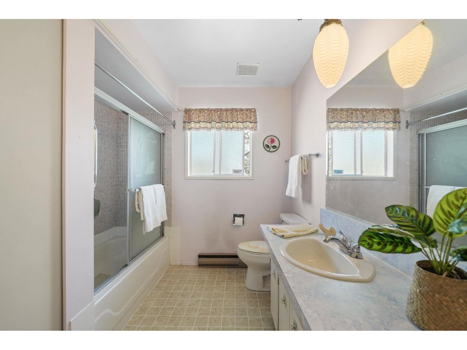 6172 184 Street, Surrey, British Columbia  V3S 9E6 - Photo 17 - R3104567