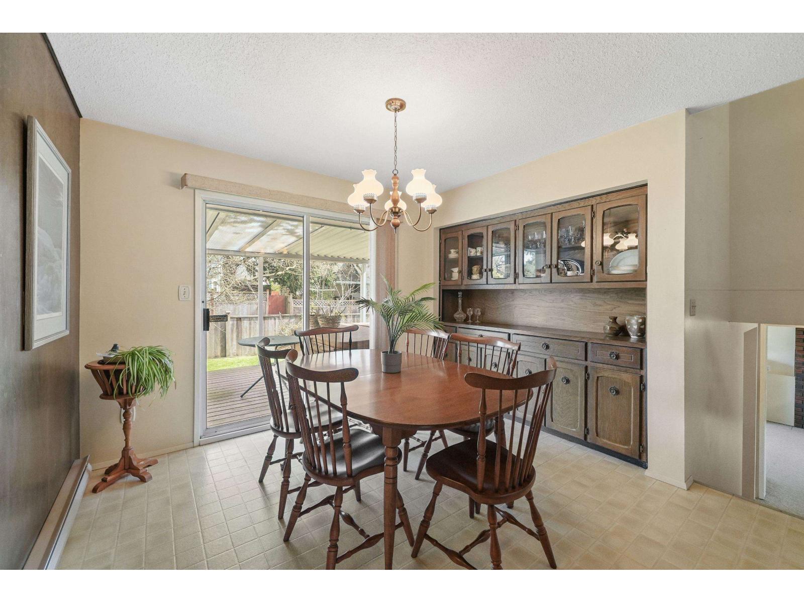 6172 184 Street, Surrey, British Columbia  V3S 9E6 - Photo 5 - R3104567