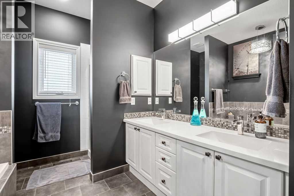89 Evergreen Crescent Sw, Calgary, Alberta  T2Y 3R3 - Photo 10 - A2293762
