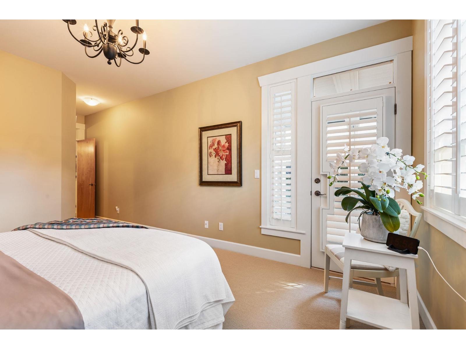 933 Maple Street, White Rock, British Columbia  V4B 4M4 - Photo 21 - R3104319