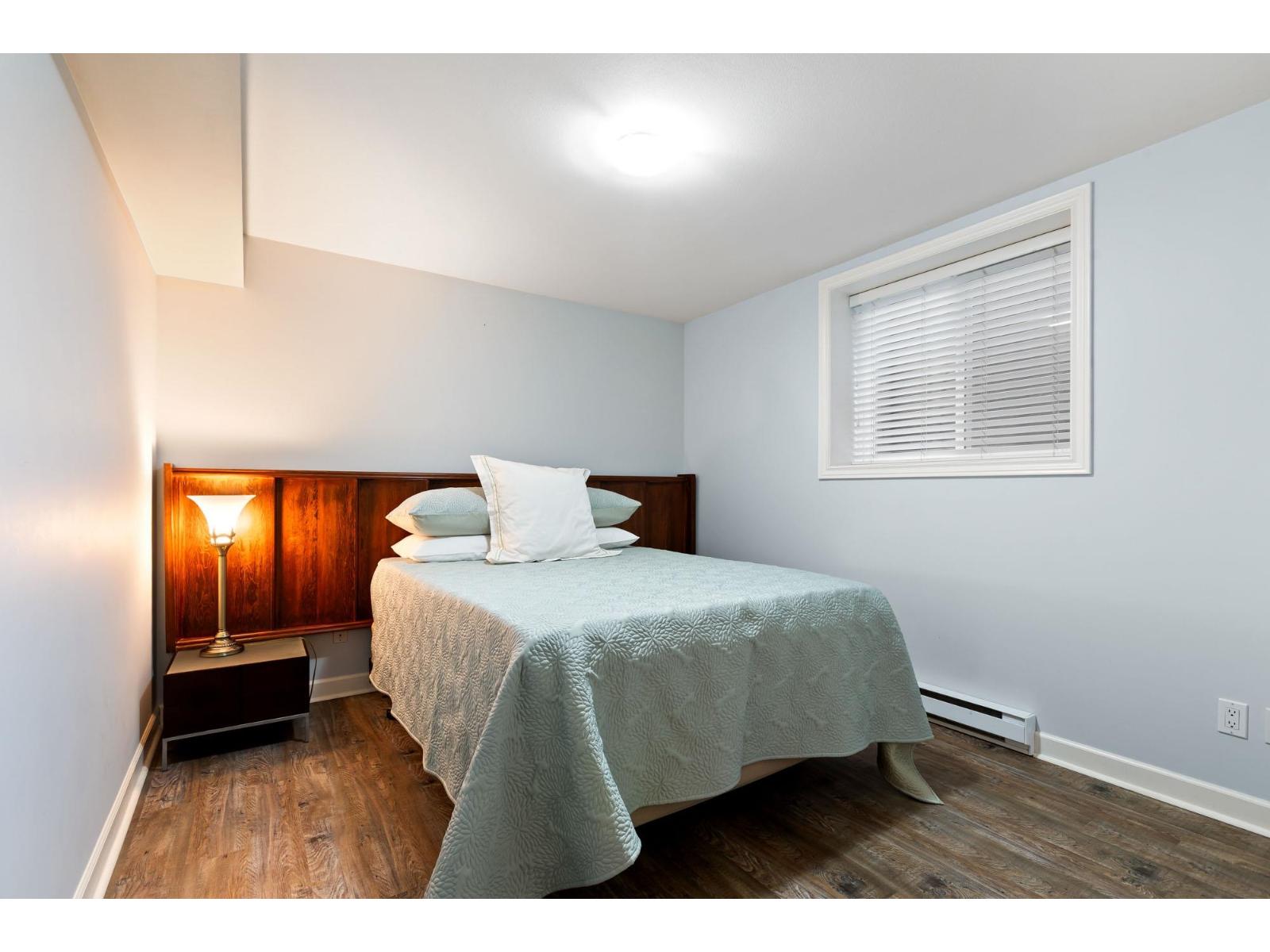 933 Maple Street, White Rock, British Columbia  V4B 4M4 - Photo 35 - R3104319