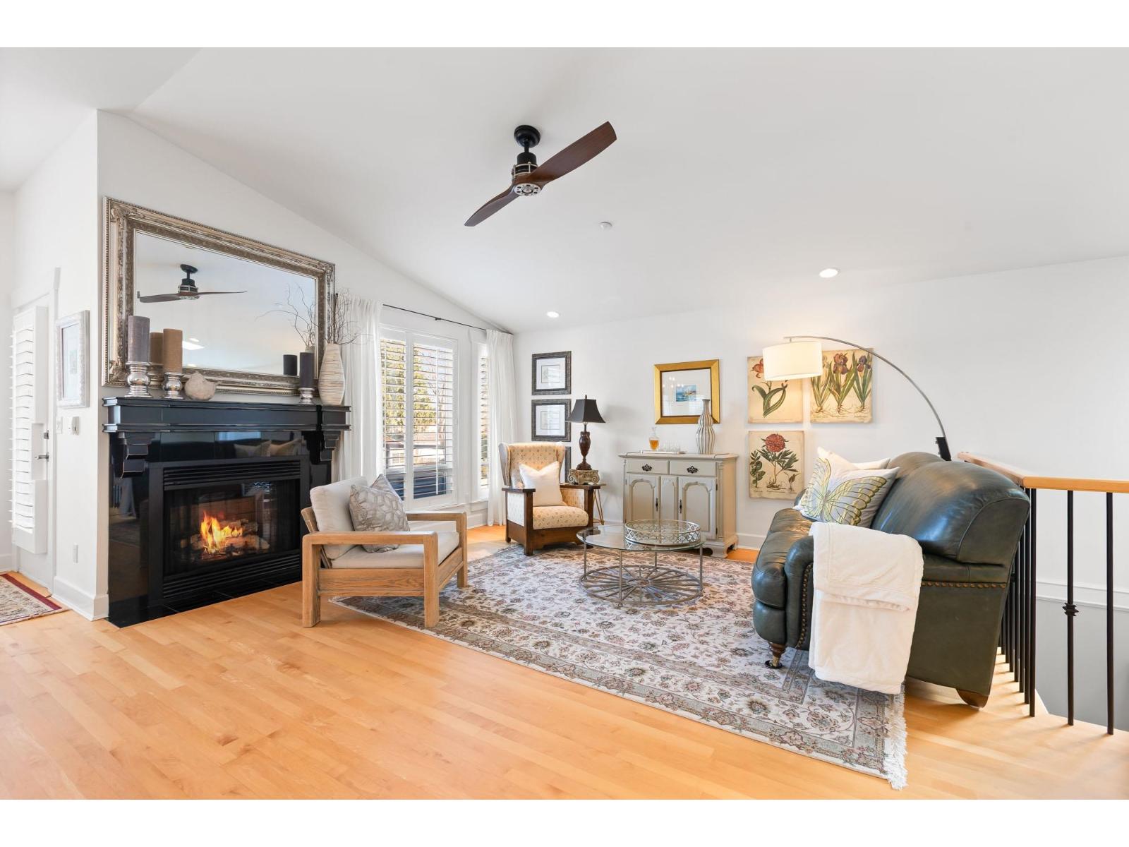 933 Maple Street, White Rock, British Columbia  V4B 4M4 - Photo 6 - R3104319