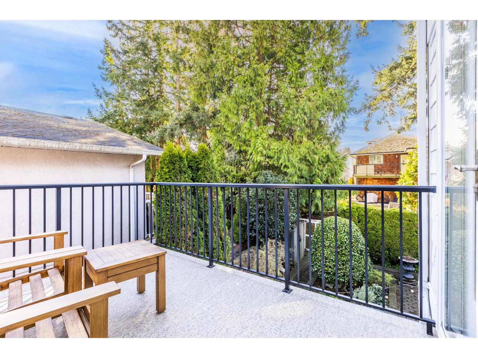 933 Maple Street, White Rock, British Columbia  V4B 4M4 - Photo 25 - R3104319