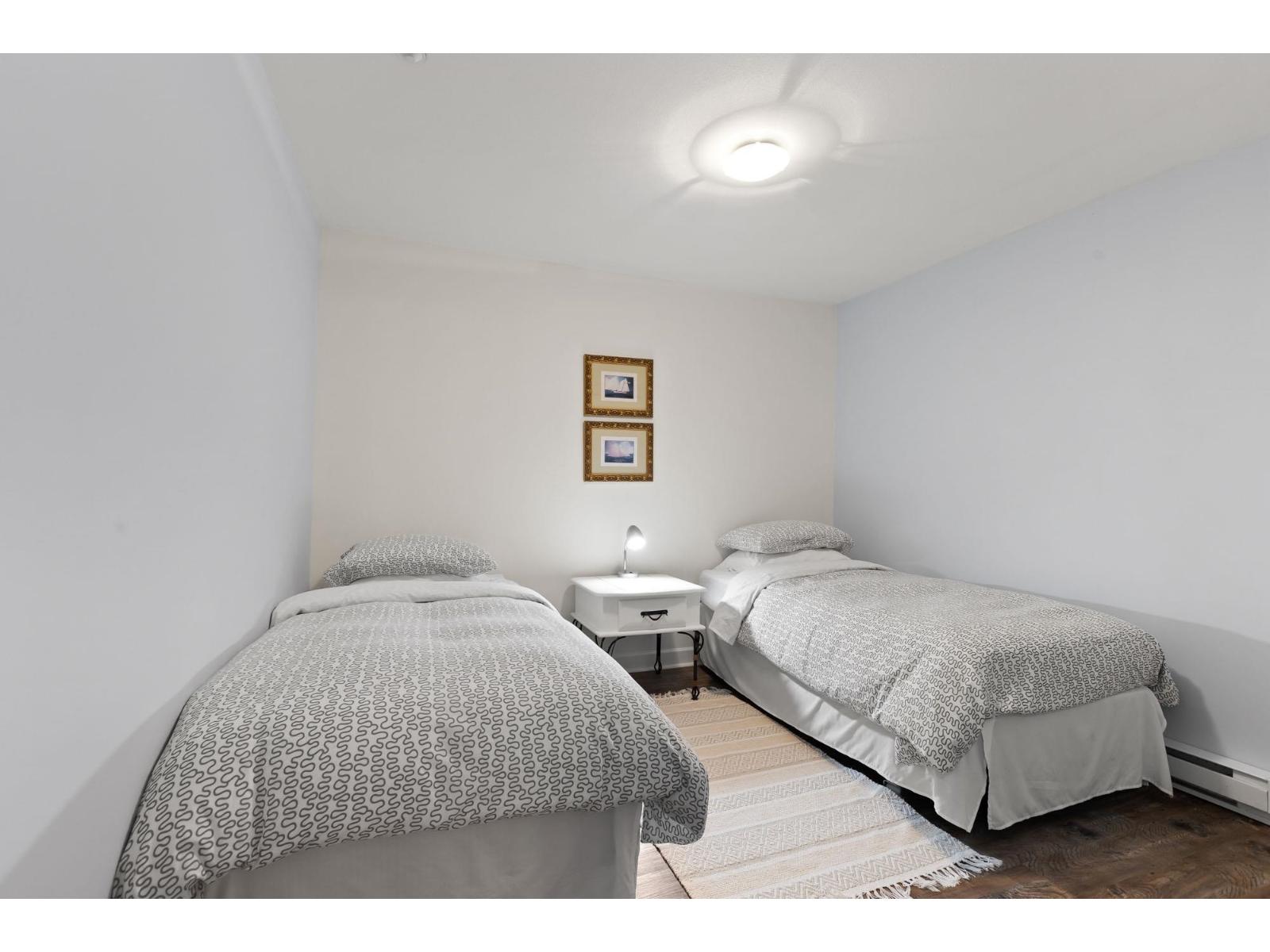 933 Maple Street, White Rock, British Columbia  V4B 4M4 - Photo 36 - R3104319