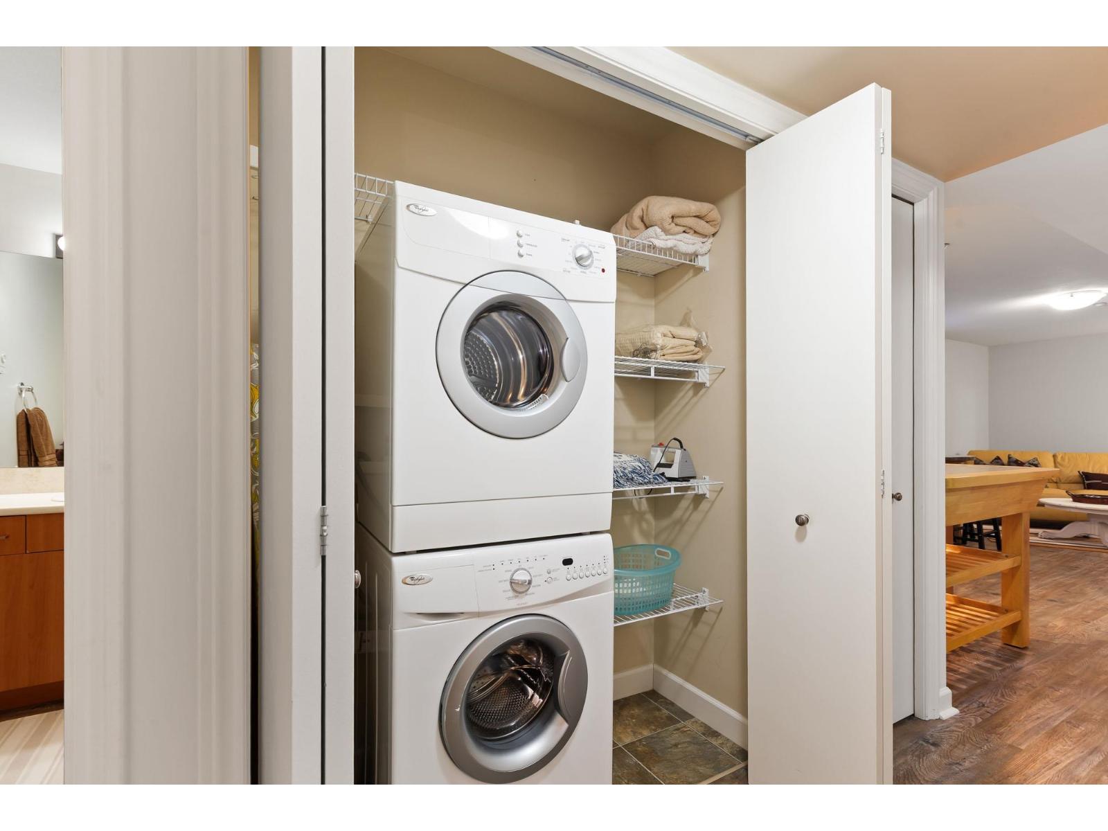 933 Maple Street, White Rock, British Columbia  V4B 4M4 - Photo 38 - R3104319