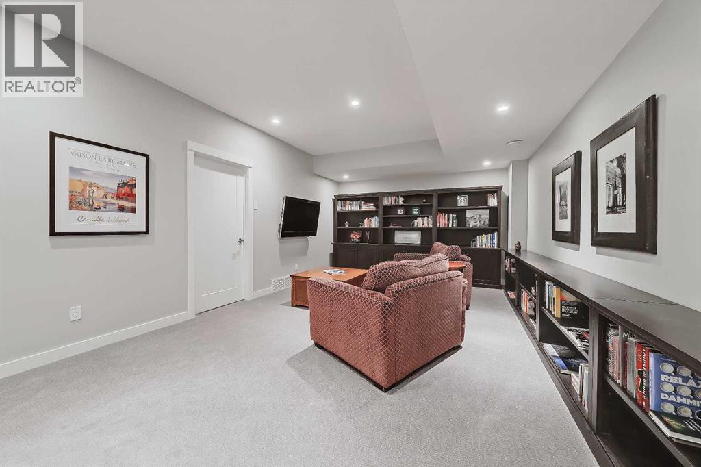 1705 46 Avenue SW, Calgary, Alberta  T2T 2R6 - Photo 25 - A2296408