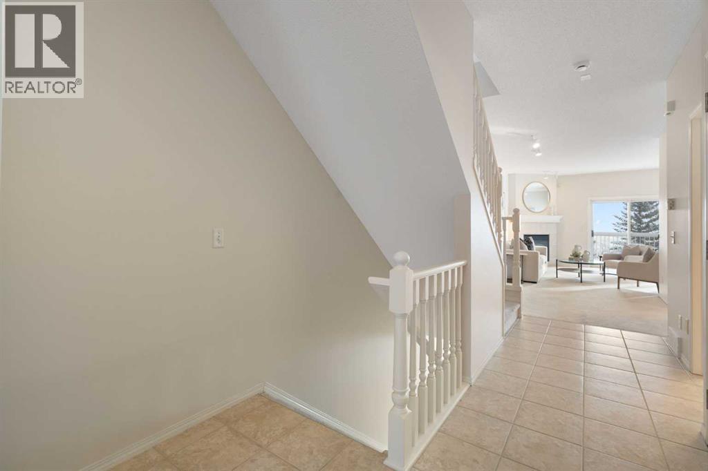 100 Hamptons Link Nw, Calgary, Alberta  T3A 5V9 - Photo 4 - A2296491