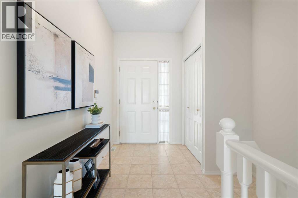 100 Hamptons Link Nw, Calgary, Alberta  T3A 5V9 - Photo 2 - A2296491