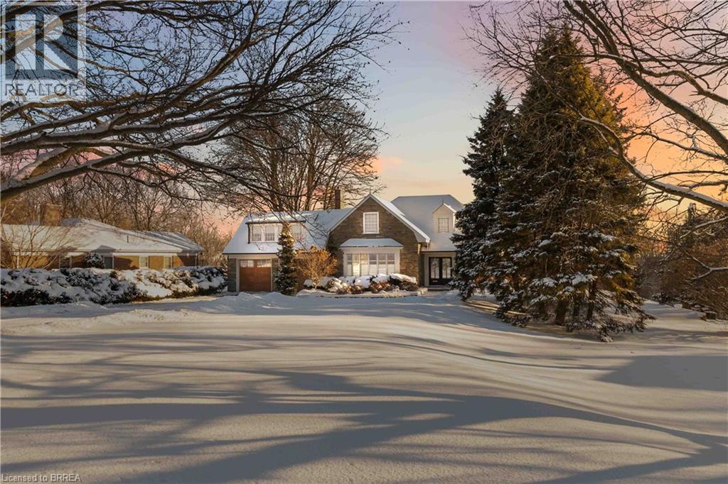 8 TUTELA HEIGHTS Road, brantford, Ontario