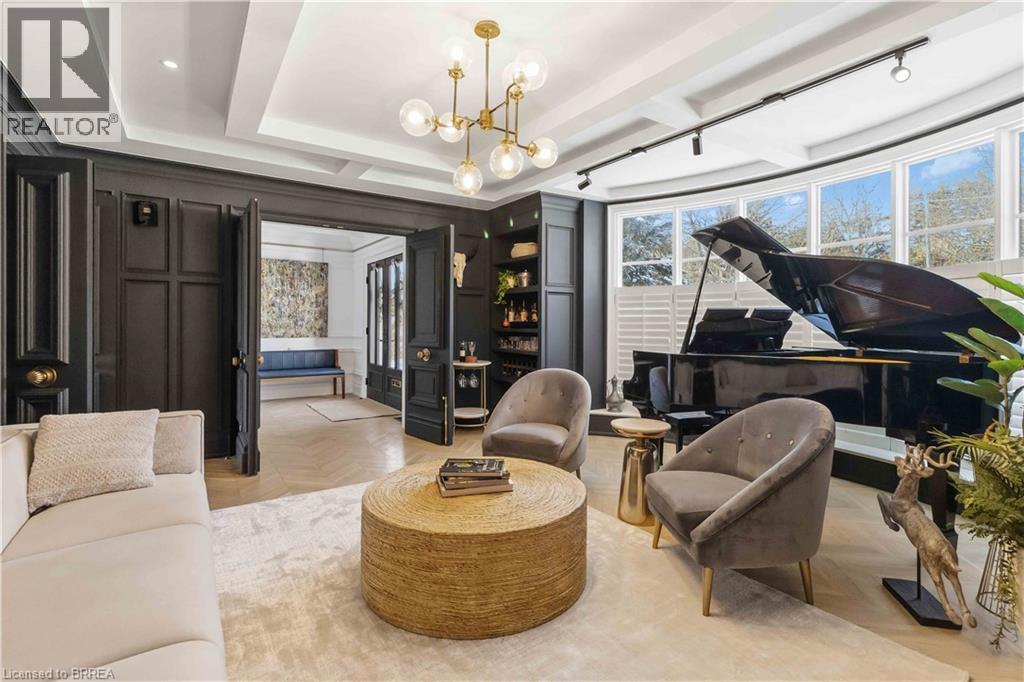 8 Tutela Heights Road, Brantford, Ontario  N3T 1A1 - Photo 6 - 40815932