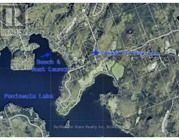 A TALLY HO WINTER PARK ROAD, Lake of Bays, Ontario