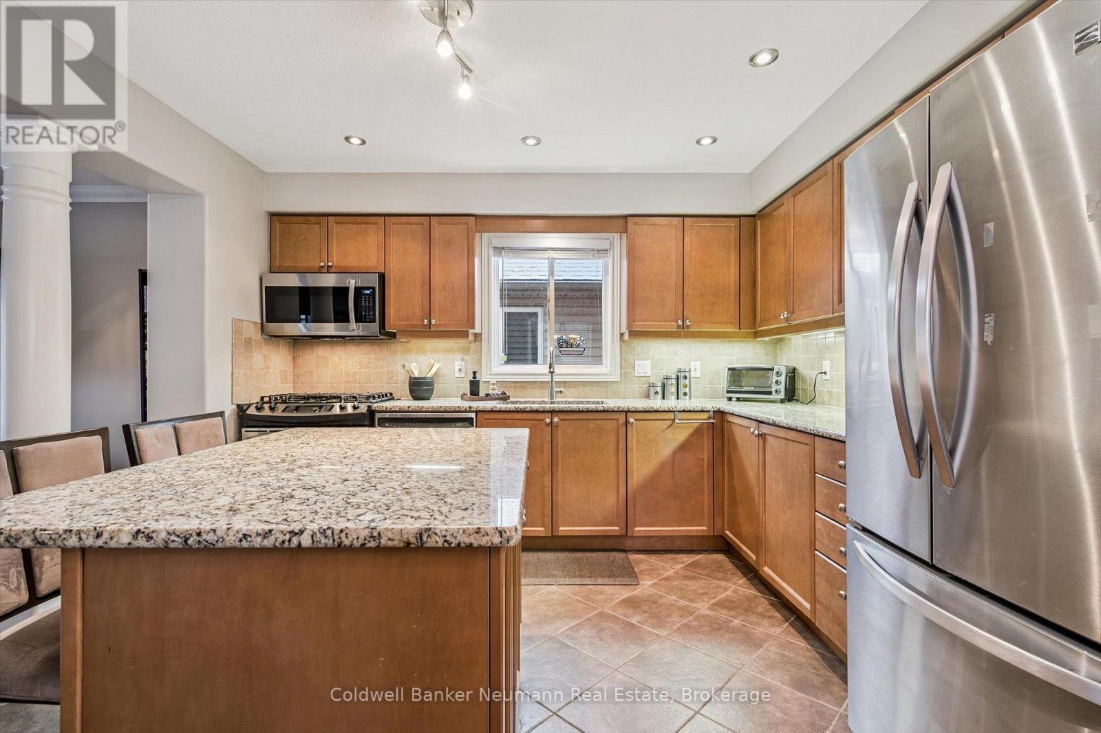 150 Lynch Circle, Guelph, Ontario  N1L 1R7 - Photo 12 - X12890244