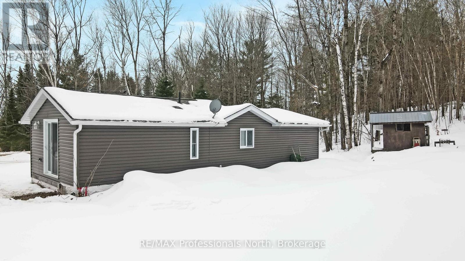 1627 Old Donald Road, Dysart Et Al, Ontario  K0M 1S0 - Photo 28 - X12922702