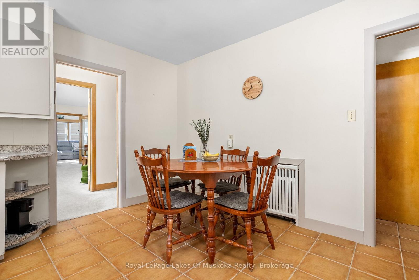 10 Morris Avenue, Huntsville (Chaffey), Ontario  P1H 1G4 - Photo 15 - X12935488