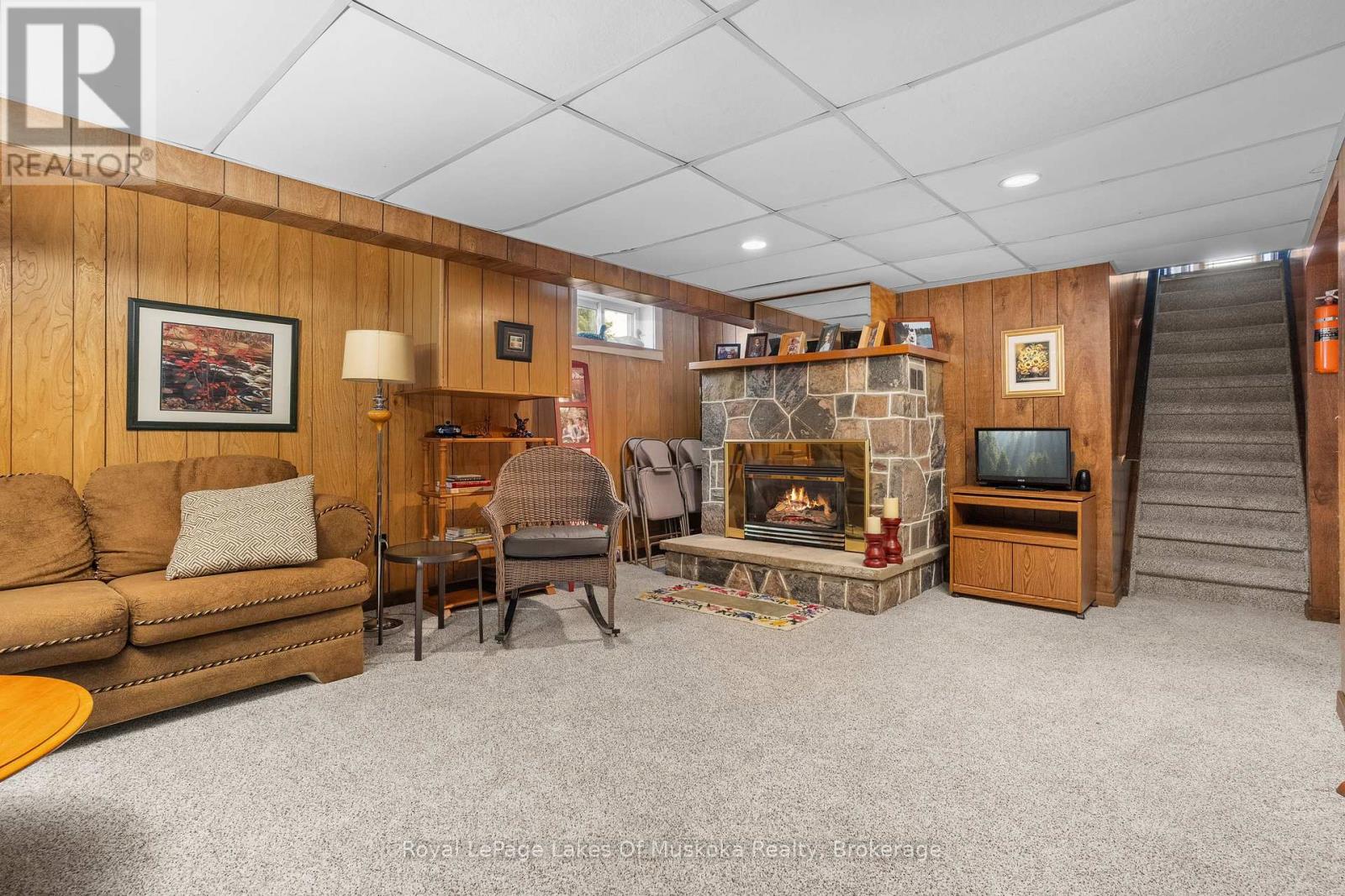 10 Morris Avenue, Huntsville (Chaffey), Ontario  P1H 1G4 - Photo 23 - X12935488