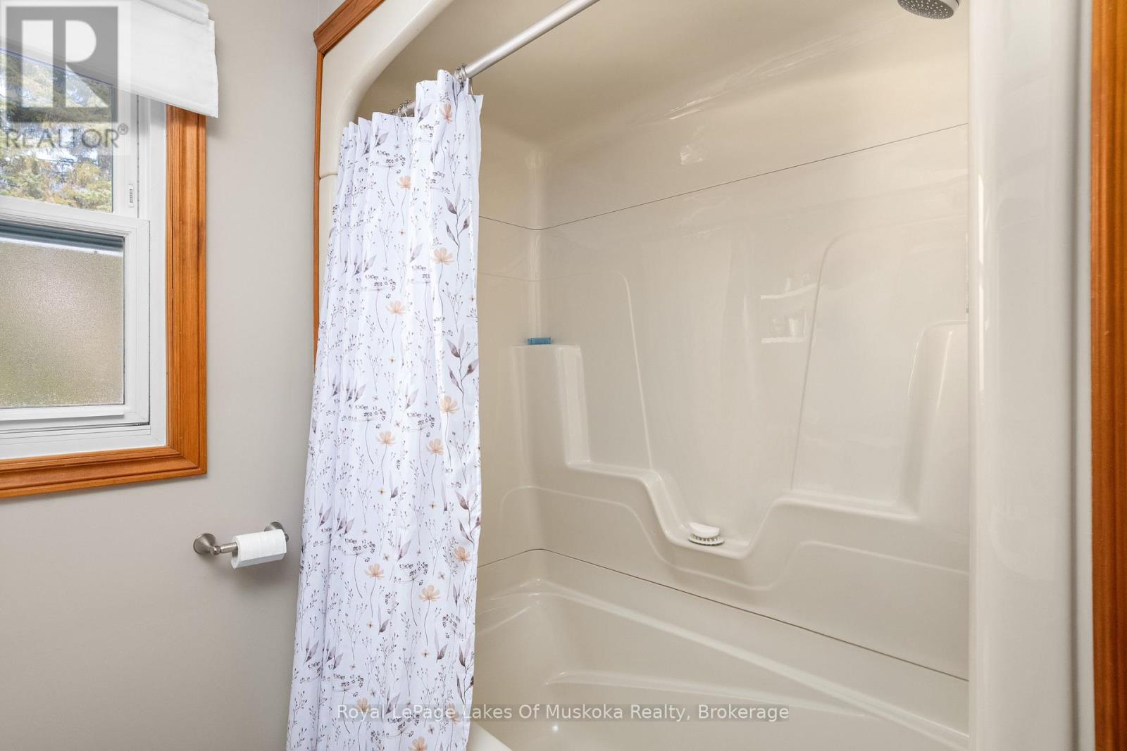 10 Morris Avenue, Huntsville (Chaffey), Ontario  P1H 1G4 - Photo 19 - X12935488