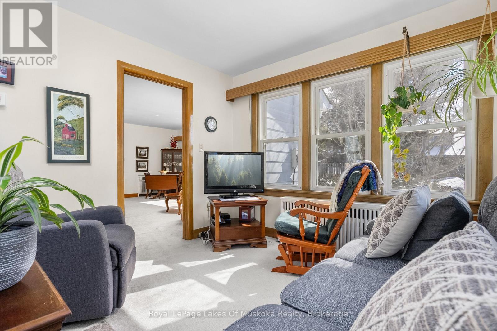 10 Morris Avenue, Huntsville (Chaffey), Ontario  P1H 1G4 - Photo 11 - X12935488