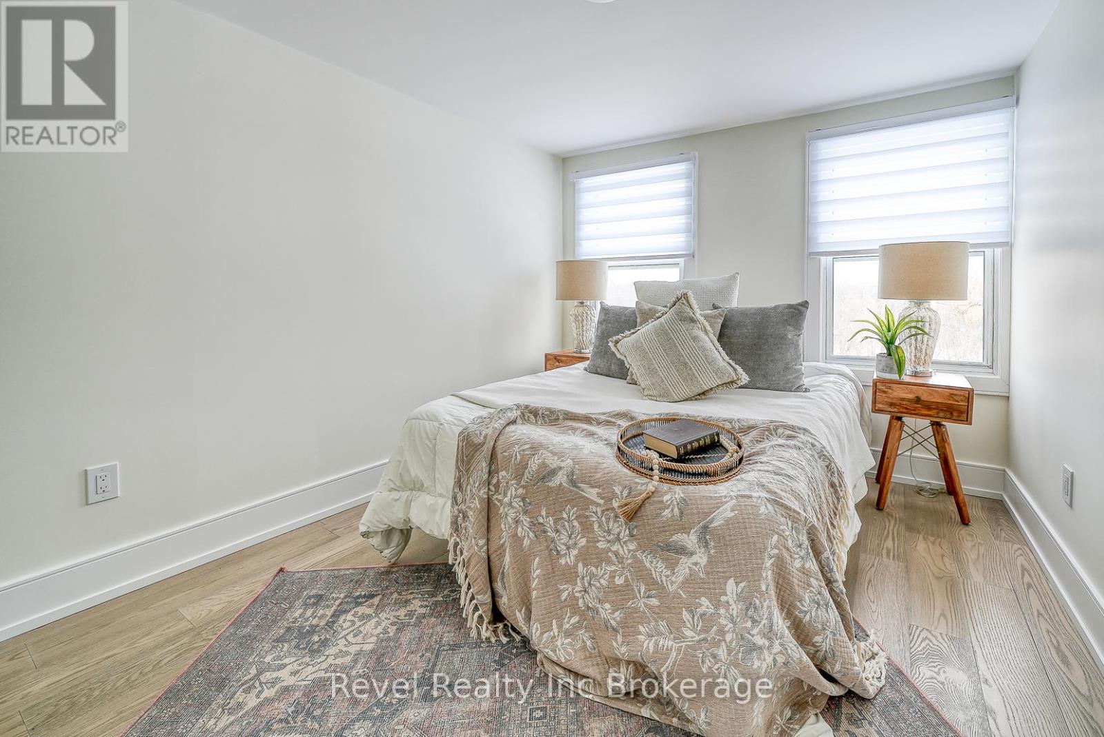 241 Charles Street W, Ingersoll, Ontario N5C 2M5 - Photo 18 - X12935592