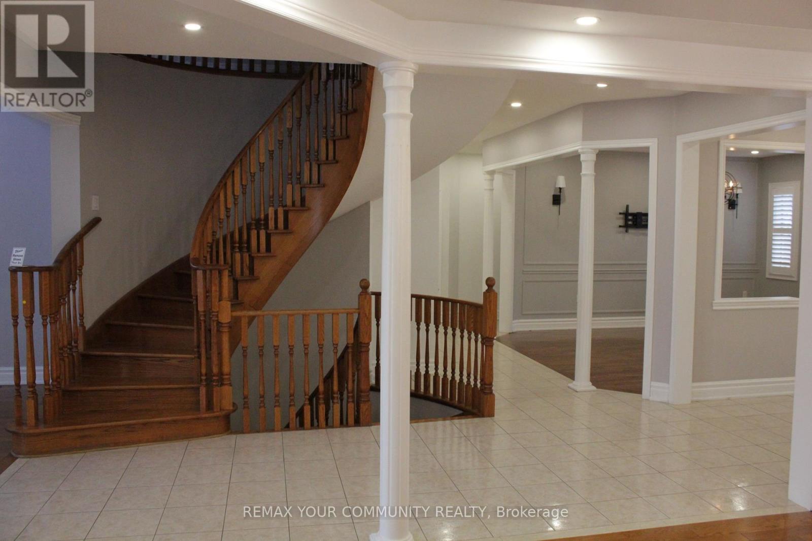 108 Cabin Trail Crescent, Whitchurch-Stouffville, Ontario  L4A 0S7 - Photo 10 - N12934842