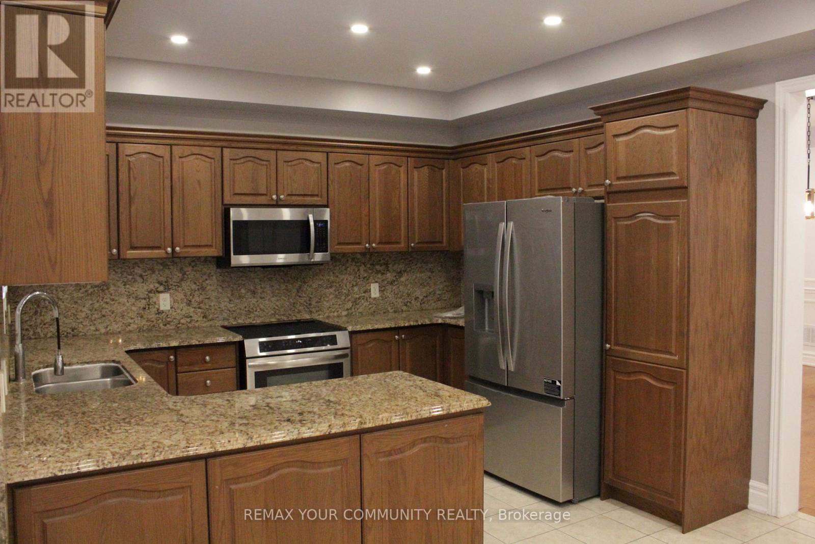 108 Cabin Trail Crescent, Whitchurch-Stouffville, Ontario  L4A 0S7 - Photo 18 - N12934842