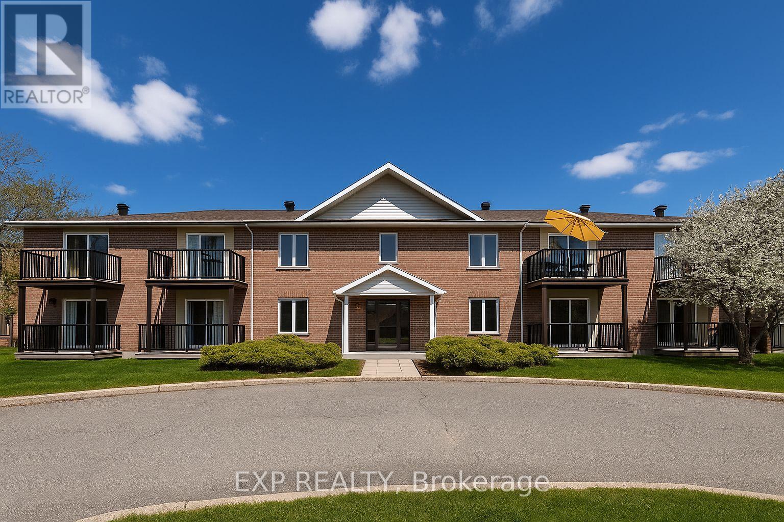 10 - 469 CHURCH STREET, Russell, Ontario