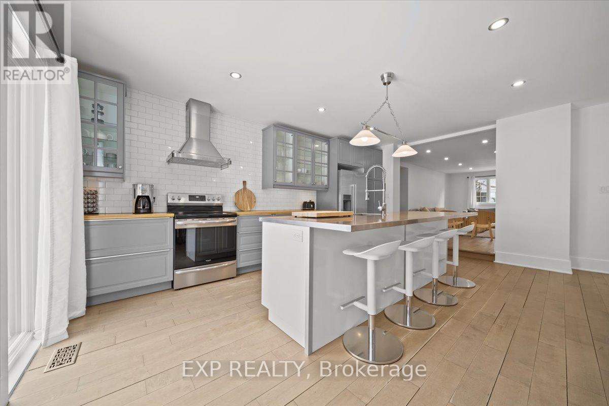 88 Range Road, Ottawa, Ontario  K1N 8J5 - Photo 5 - X12769240