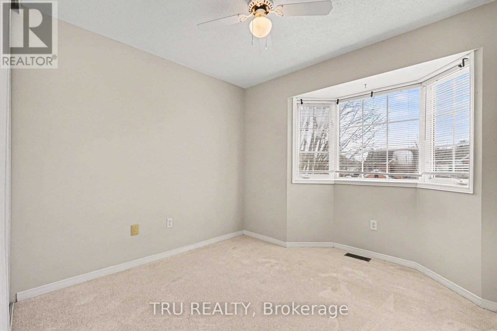 37 Daventry Crescent, Ottawa, Ontario  K2J 4N6 - Photo 20 - X12855878