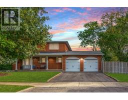 716 CAMERON COURT, Mississauga, Ontario