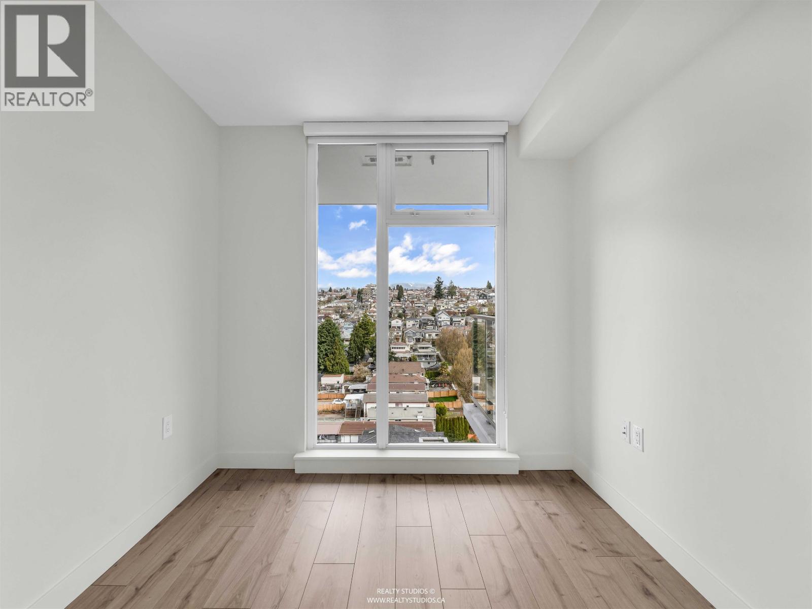 1302 8181 Chester Street, Vancouver, British Columbia  V5X 0J9 - Photo 16 - R3104617