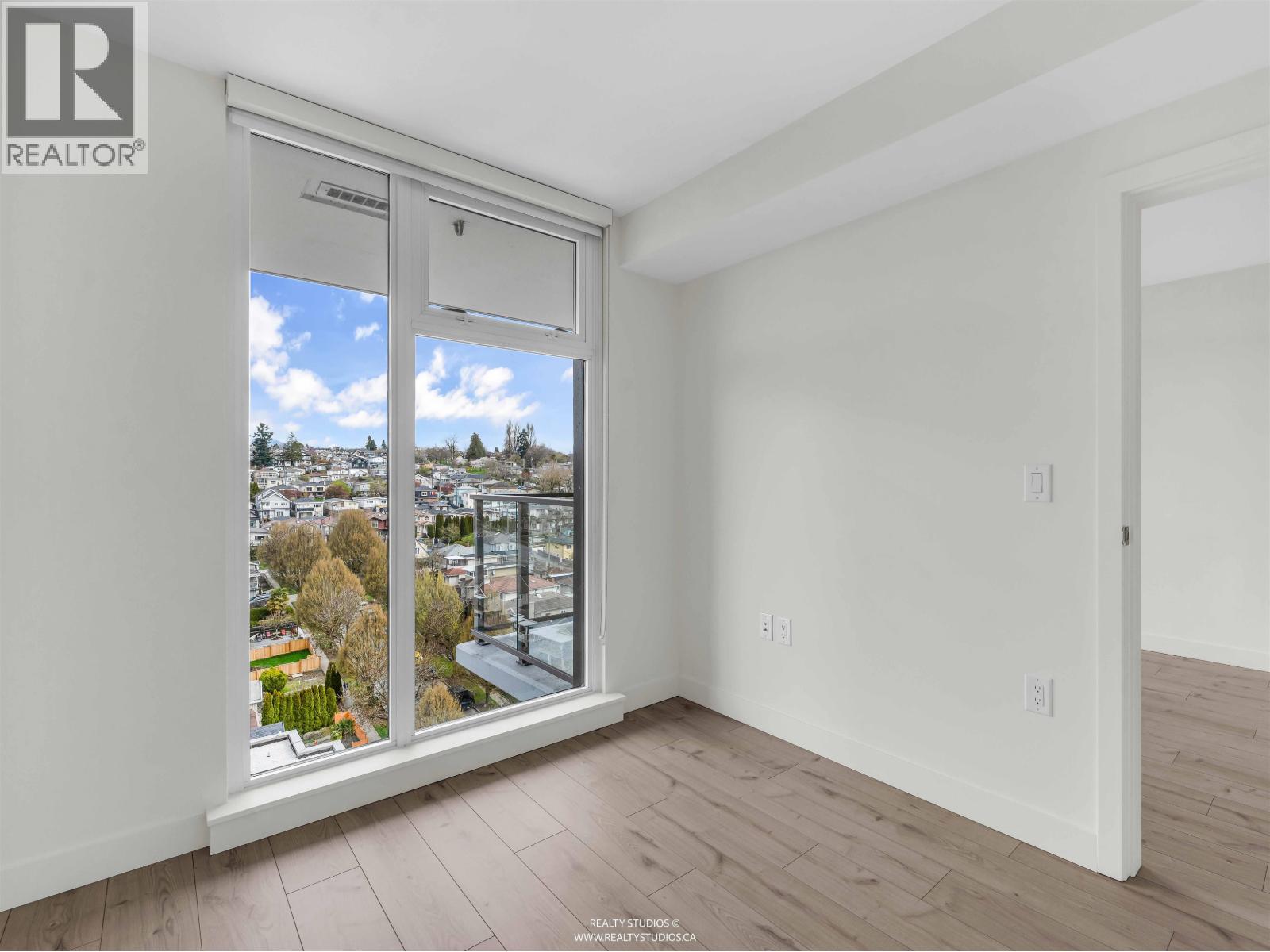 1302 8181 Chester Street, Vancouver, British Columbia  V5X 0J9 - Photo 17 - R3104617