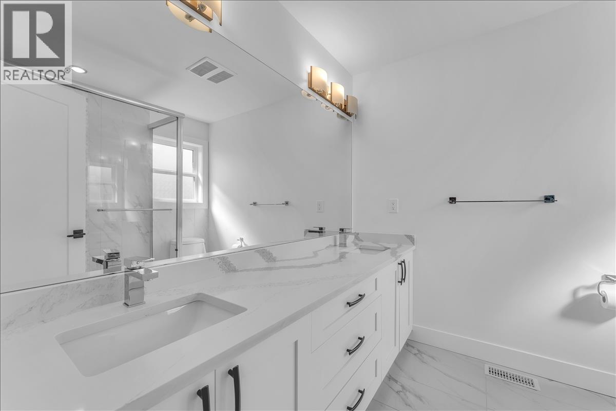 7430 Canada Way, Burnaby, British Columbia  V3N 3J6 - Photo 22 - R3104623